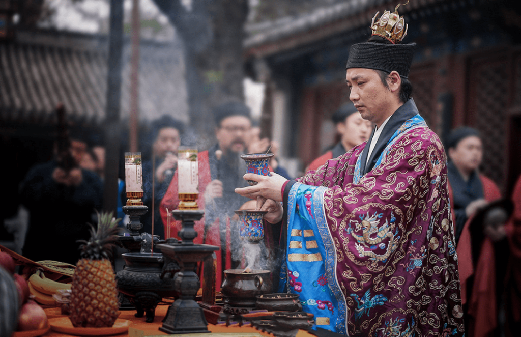 2026年探討道家和合二仙符的文化意義